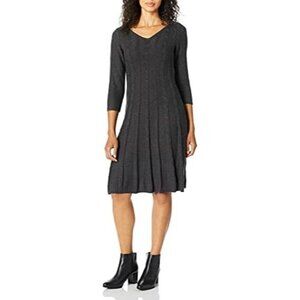 Nine West Dark Gray Cable Knit Sweater Dress V Neck Size Medium Preppy Fall Wint
